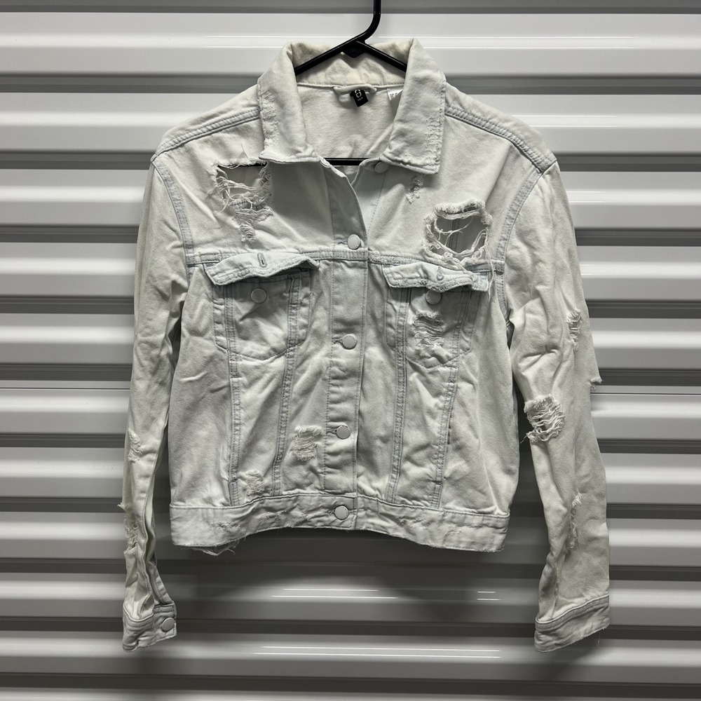 H&M Divided Denim Jacket Size 8 Womens Light Wash Distressed Ripped Trucker Jean — photo 2
